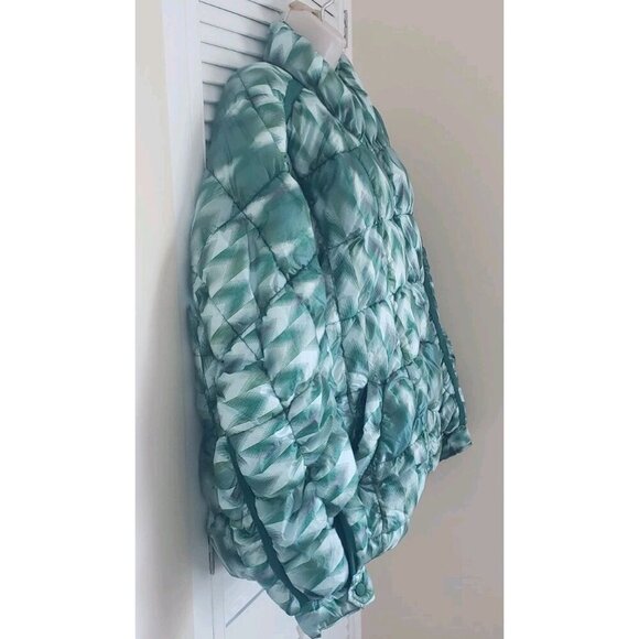 NEW FP MOVEMENT SCRUNCHY GLOSSY PRINTED PIPPA PACKABLE PUFFER JACKET LARGE - Picture 6 of 14